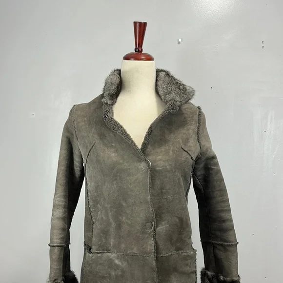 Manzoni24 Gray Shearling Lamb Jacket with dyed mink - Picture 2 of 10